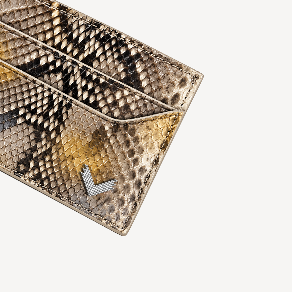 Port Card, Piele Piton